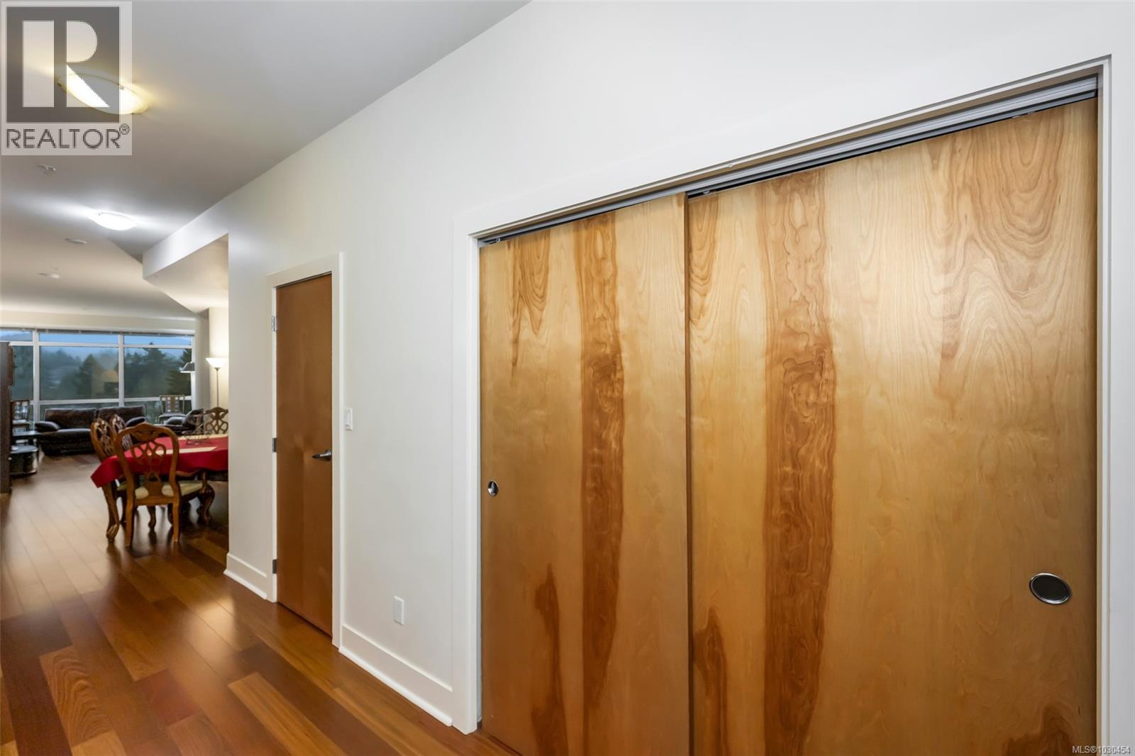 727 2745 Veterans Memorial Pkwy, Langford, British Columbia  V9B 0H4 - Photo 22 - 1030454