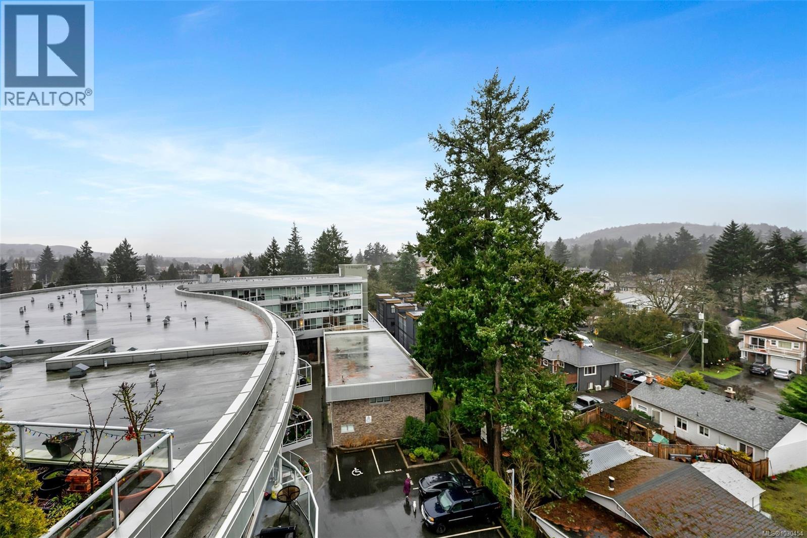 727 2745 Veterans Memorial Pkwy, Langford, British Columbia  V9B 0H4 - Photo 13 - 1030454