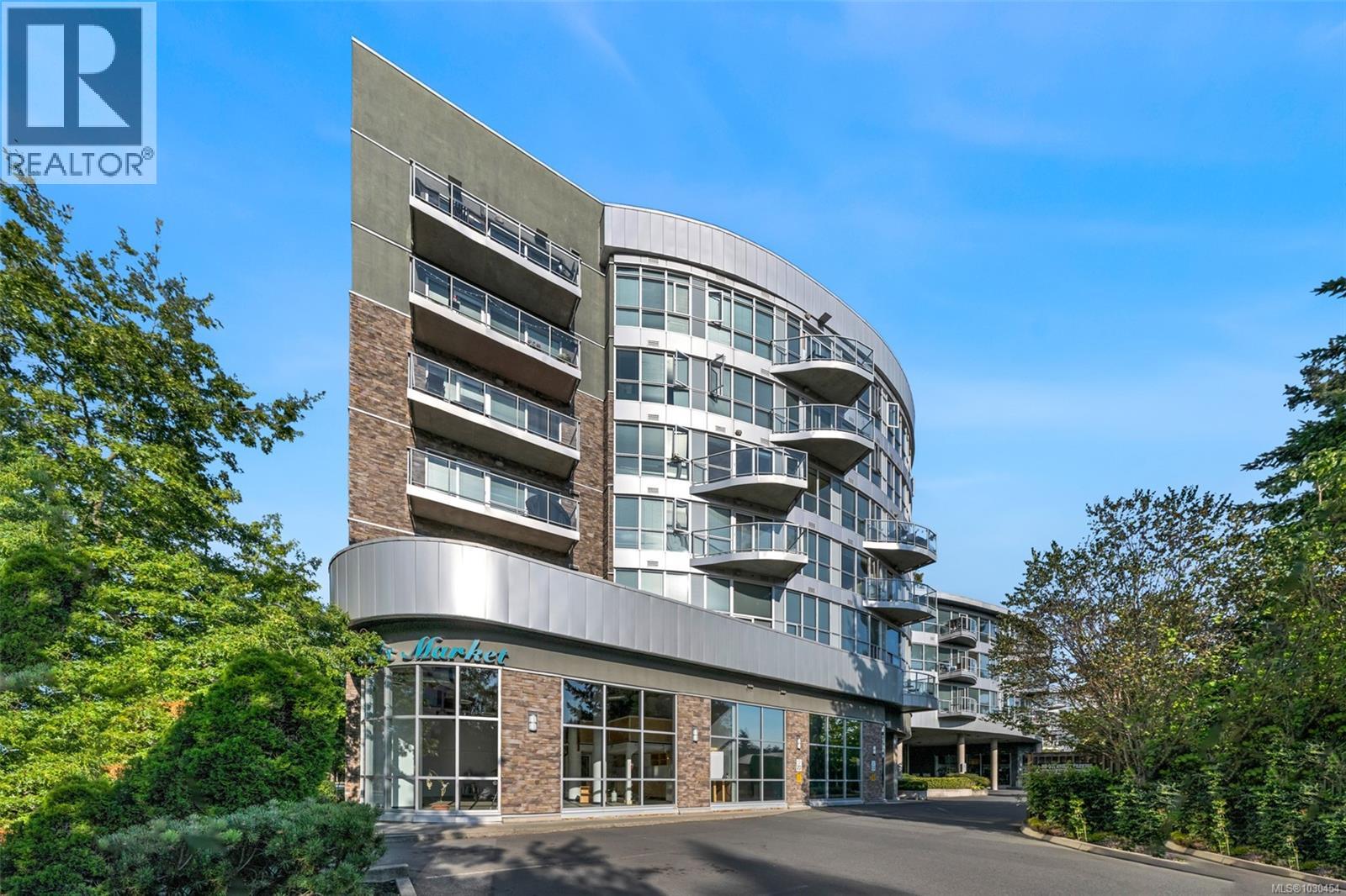 727 2745 Veterans Memorial Pkwy, Langford, British Columbia  V9B 0H4 - Photo 34 - 1030454