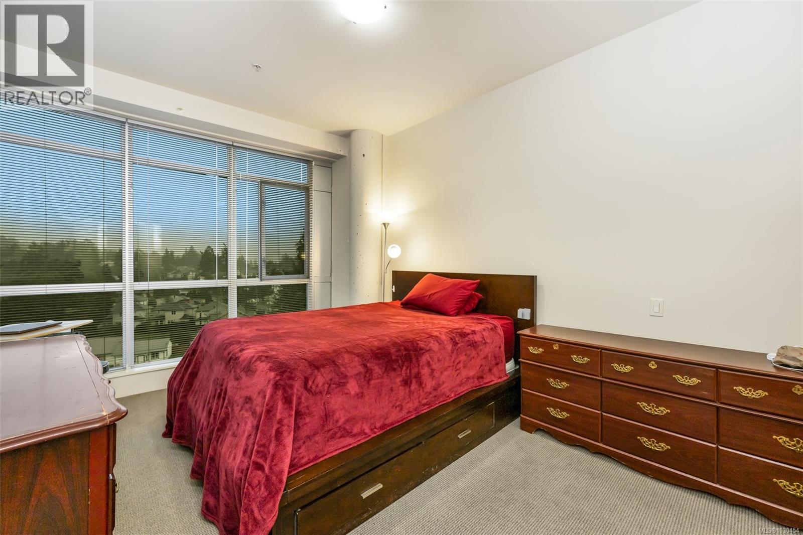 727 2745 Veterans Memorial Pkwy, Langford, British Columbia  V9B 0H4 - Photo 11 - 1030454