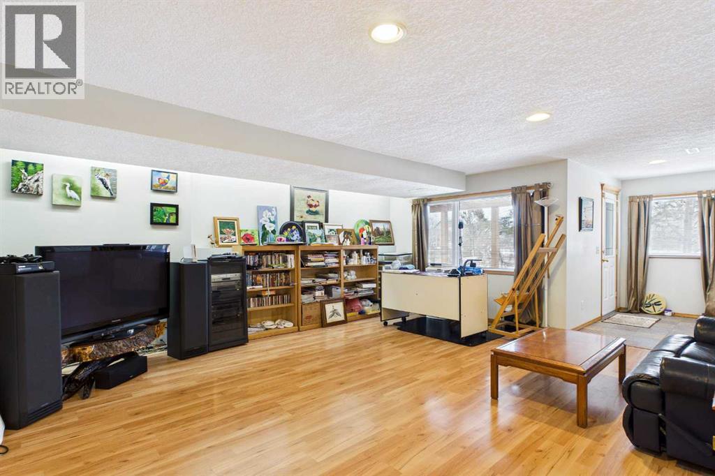 535 Cimarron Point, Okotoks, Alberta  T1S 1S6 - Photo 22 - A2297911