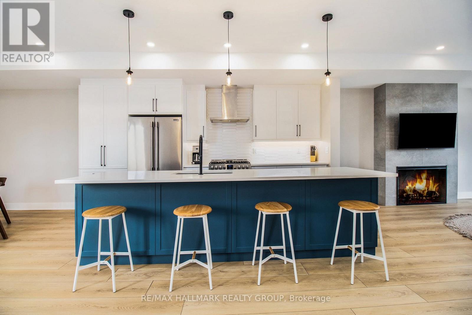 A - 72 Armstrong Street, Ottawa, Ontario  K1Y 2V7 - Photo 4 - X12960300