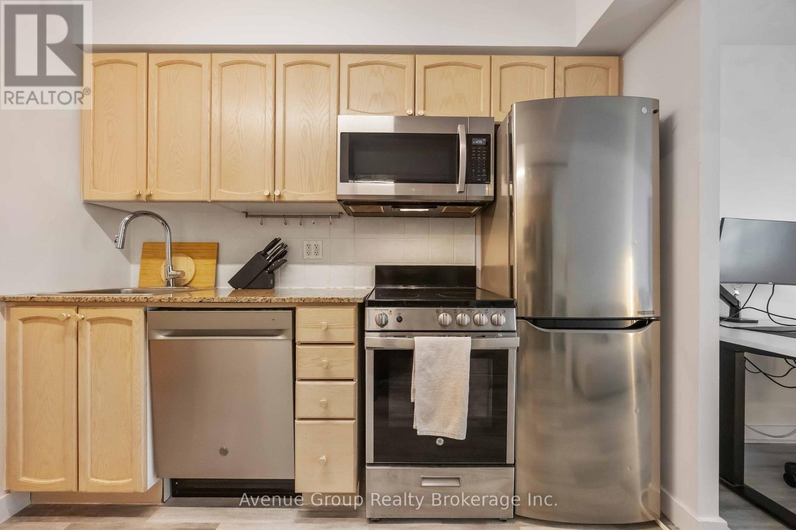 714 - 50 Lynn Williams Street, Toronto, Ontario  M6K 3R9 - Photo 10 - C12765400