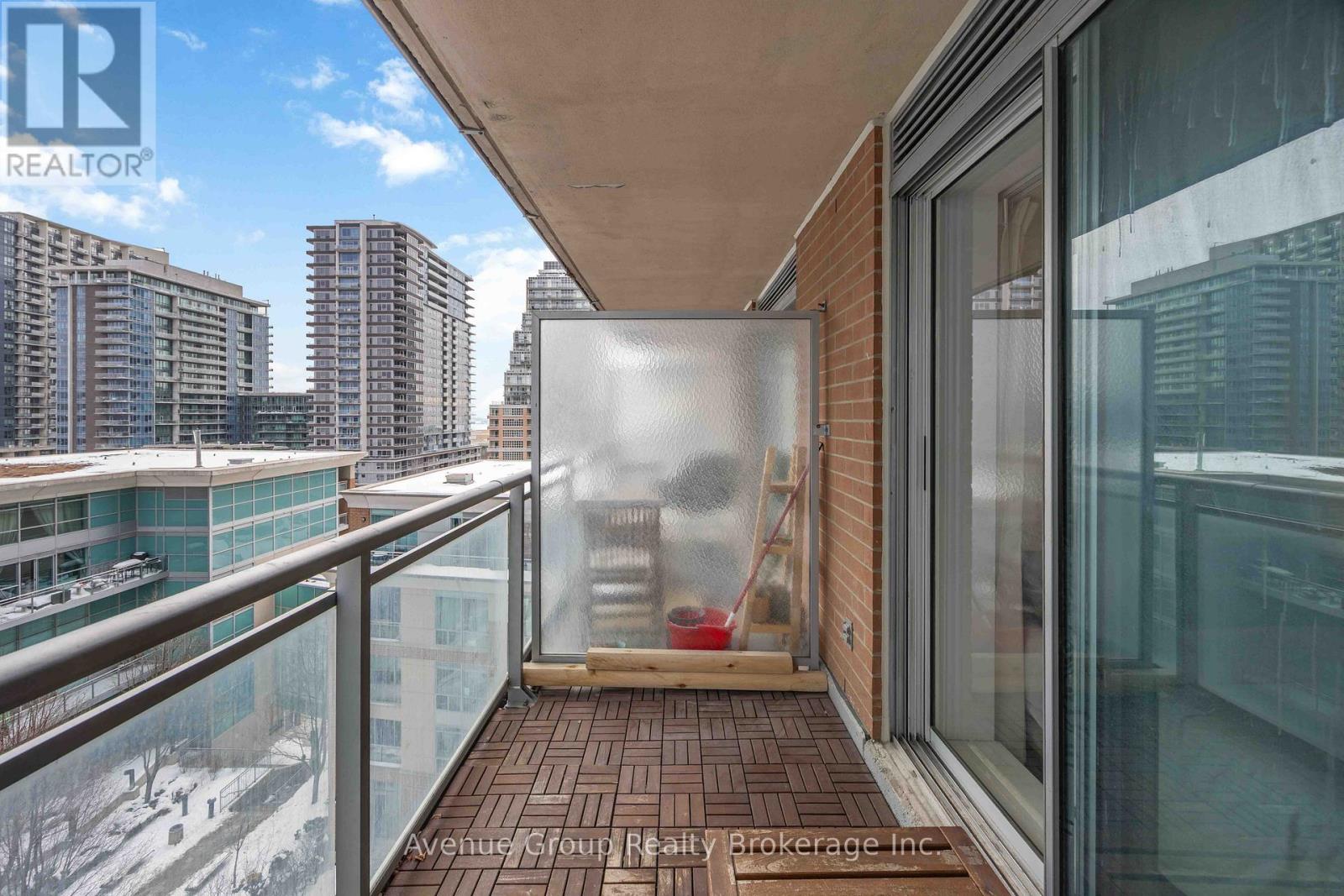 714 - 50 Lynn Williams Street, Toronto, Ontario  M6K 3R9 - Photo 4 - C12765400