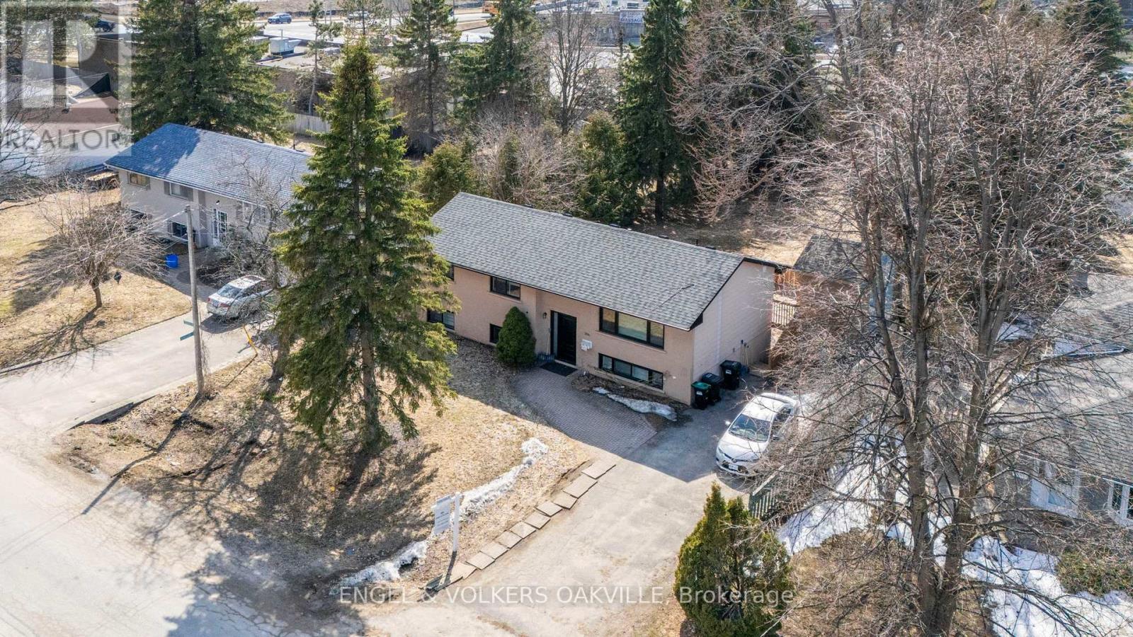 206 Yeates Avenue, Barrie, Ontario  L4N 4C6 - Photo 35 - S12842246