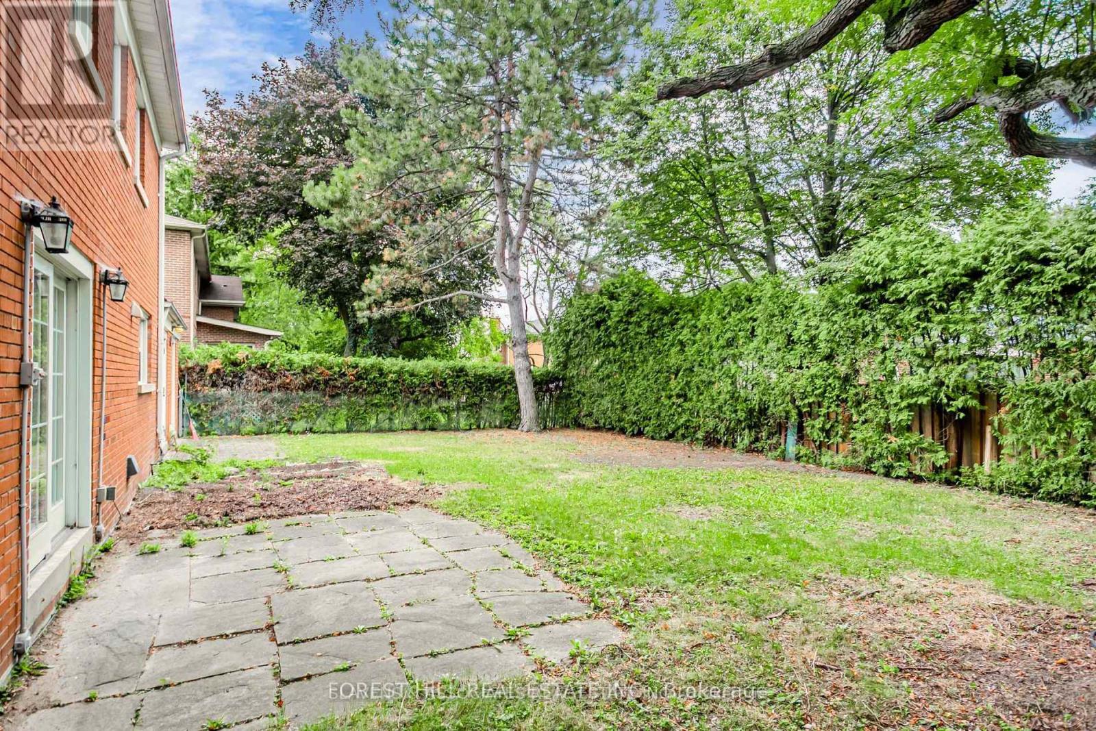 123 LORD SEATON ROAD Toronto (St. Andrew-Windfields), ON M2P 1K8