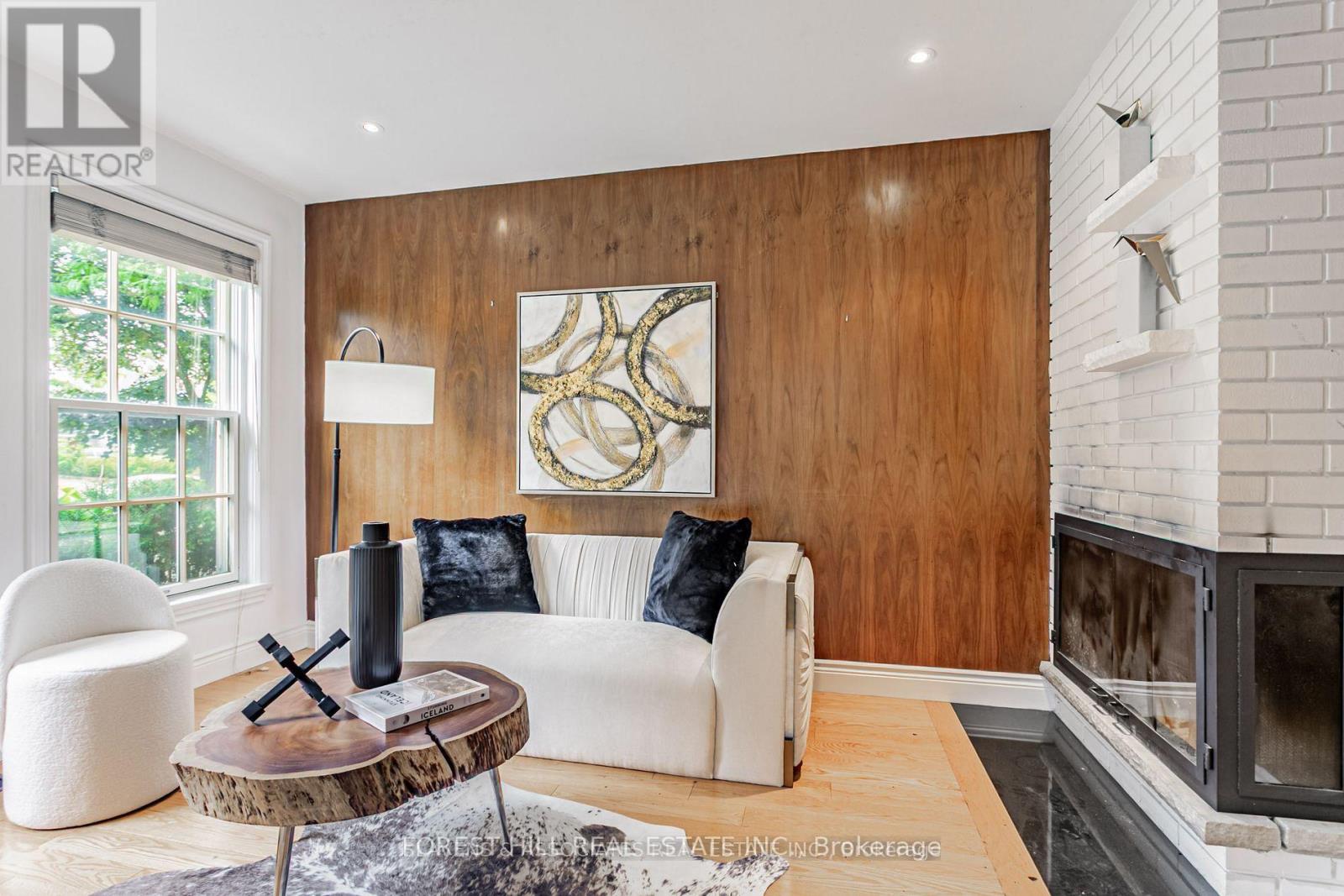 123 LORD SEATON ROAD Toronto (St. Andrew-Windfields), ON M2P 1K8