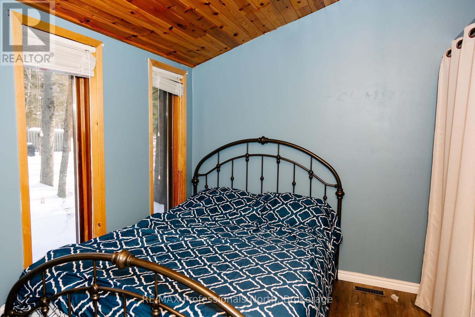 15111 Highway 35, Minden Hills, Ontario K0M 2K0 - Photo 22 - X12960364