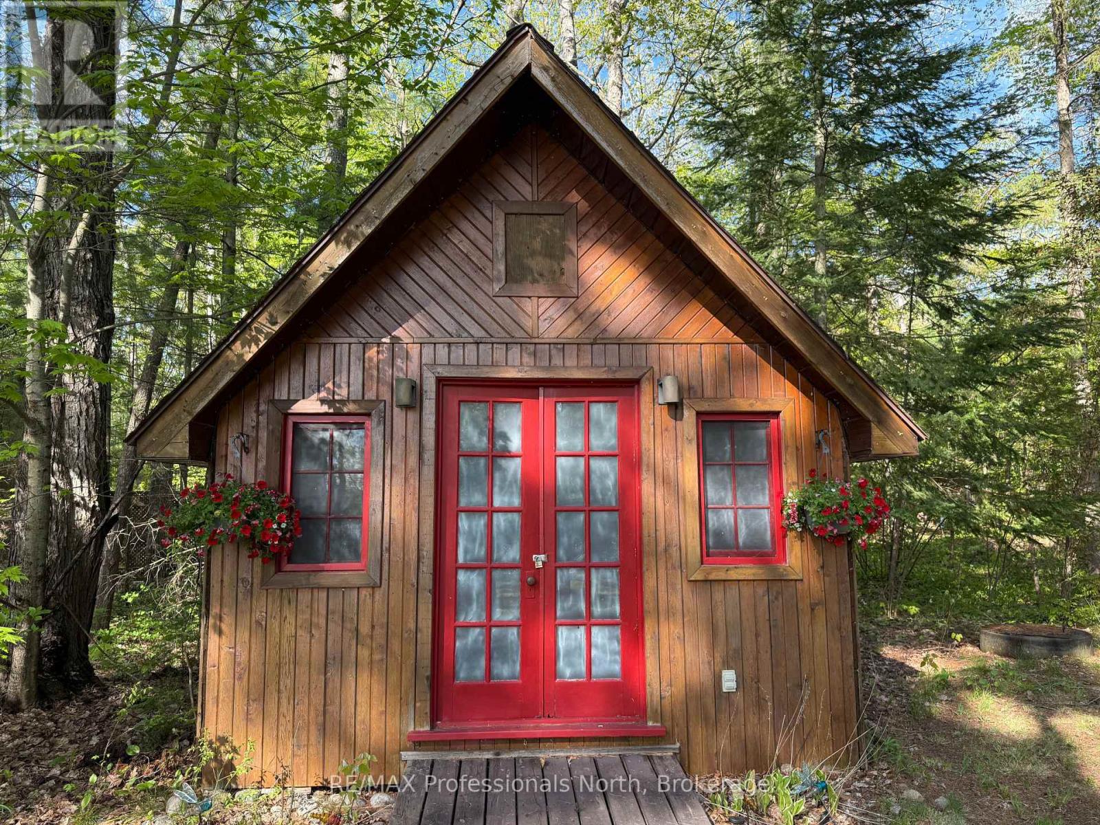 15111 Highway 35, Minden Hills, Ontario K0M 2K0 - Photo 35 - X12960364