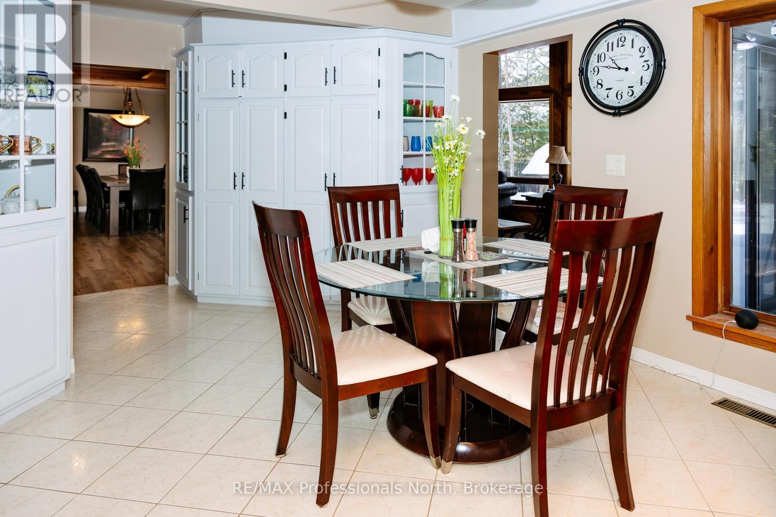 15111 Highway 35, Minden Hills, Ontario K0M 2K0 - Photo 9 - X12960364