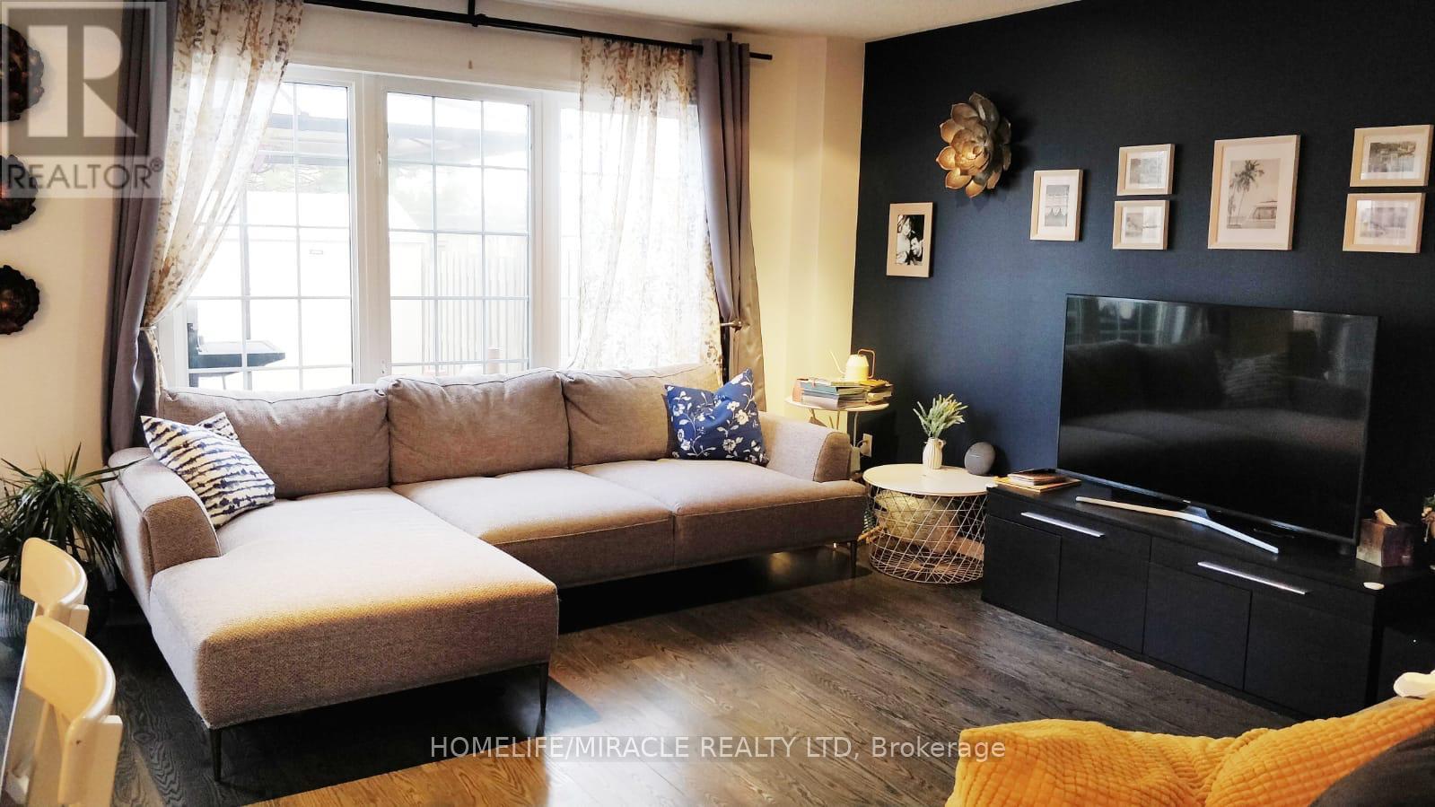 64 Sweetwood Circle W, Brampton, Ontario  L7A 2X7 - Photo 12 - W12851790