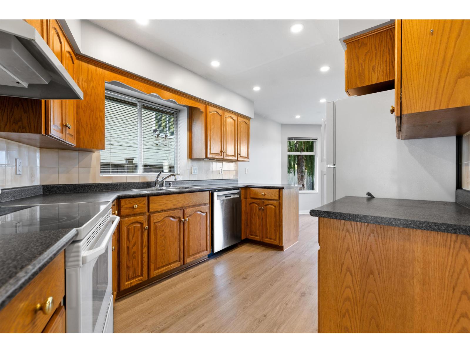 16339 95 Avenue, Surrey, British Columbia  V4N 3C5 - Photo 15 - R3106376