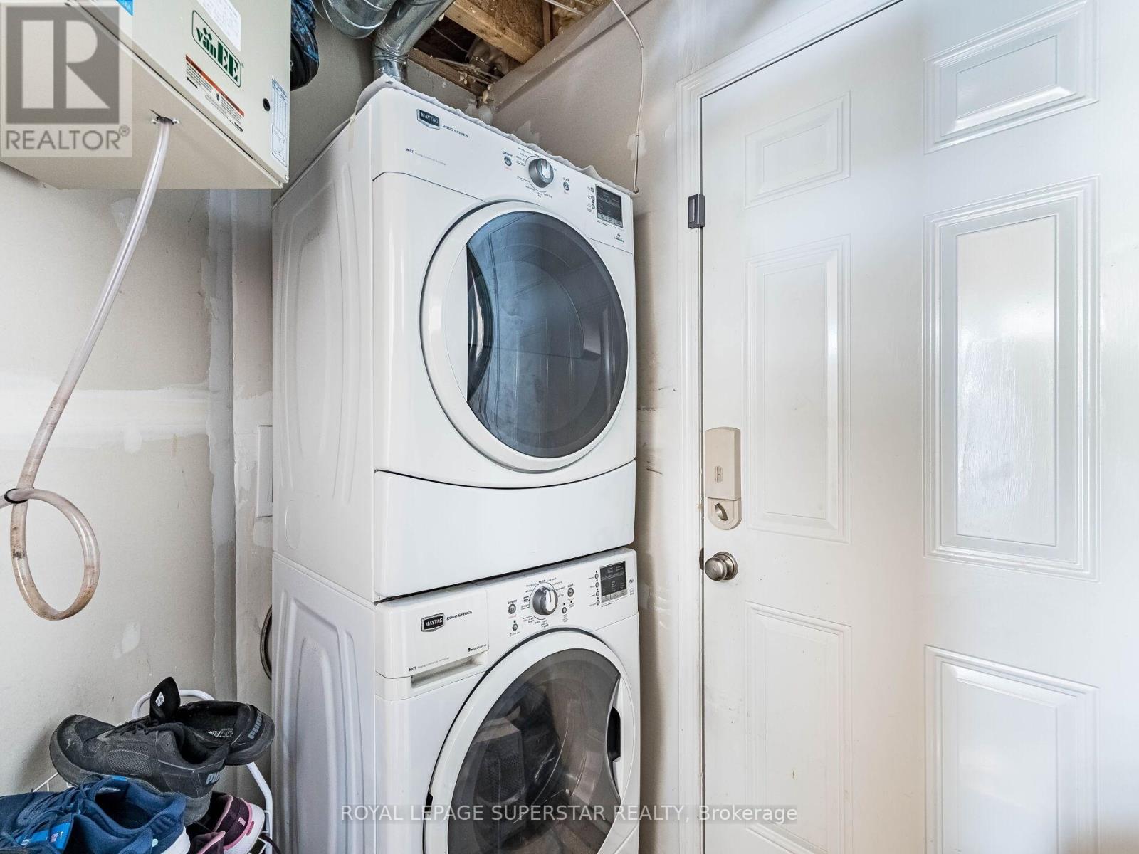 65 Aylesbury Drive, Brampton, Ontario  L7A 0V8 - Photo 16 - W12908920