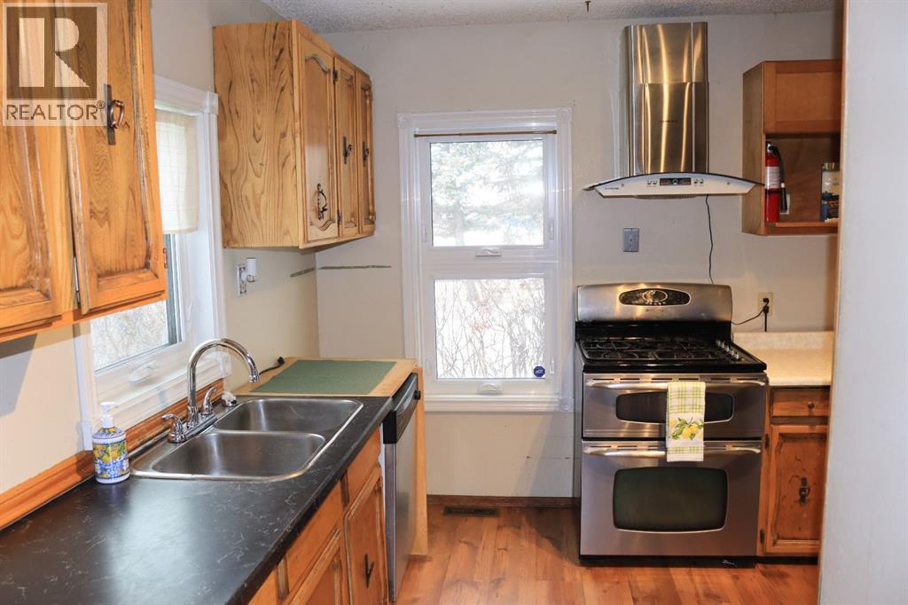 112 5 Street, Keoma, Alberta  T4A 1G6 - Photo 8 - A2294006