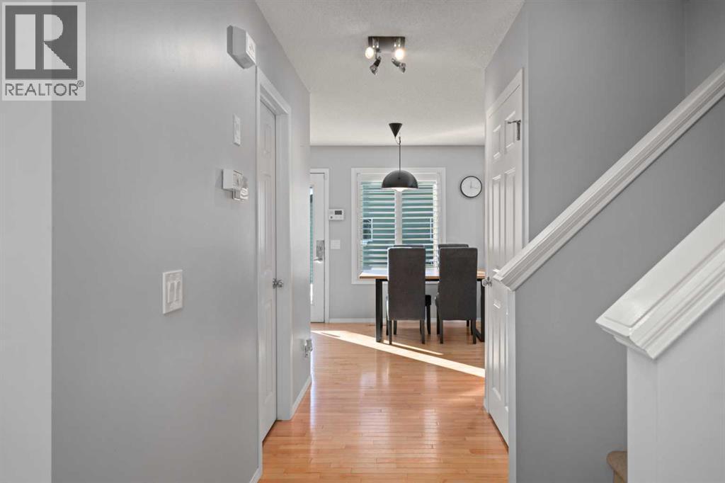 47 Eversyde Heath Sw, Calgary, Alberta  T2Y 4P8 - Photo 6 - A2294191