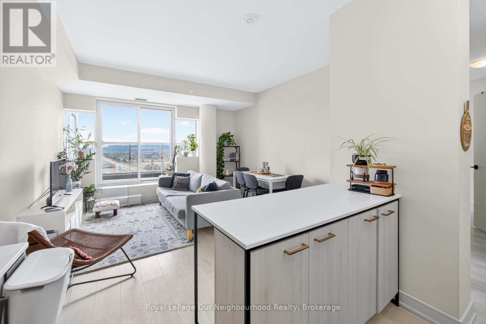 1605 - 8010 Derry Road W, Milton (Co Coates), Ontario  L9T 9N3 - Photo 15 - W12942408