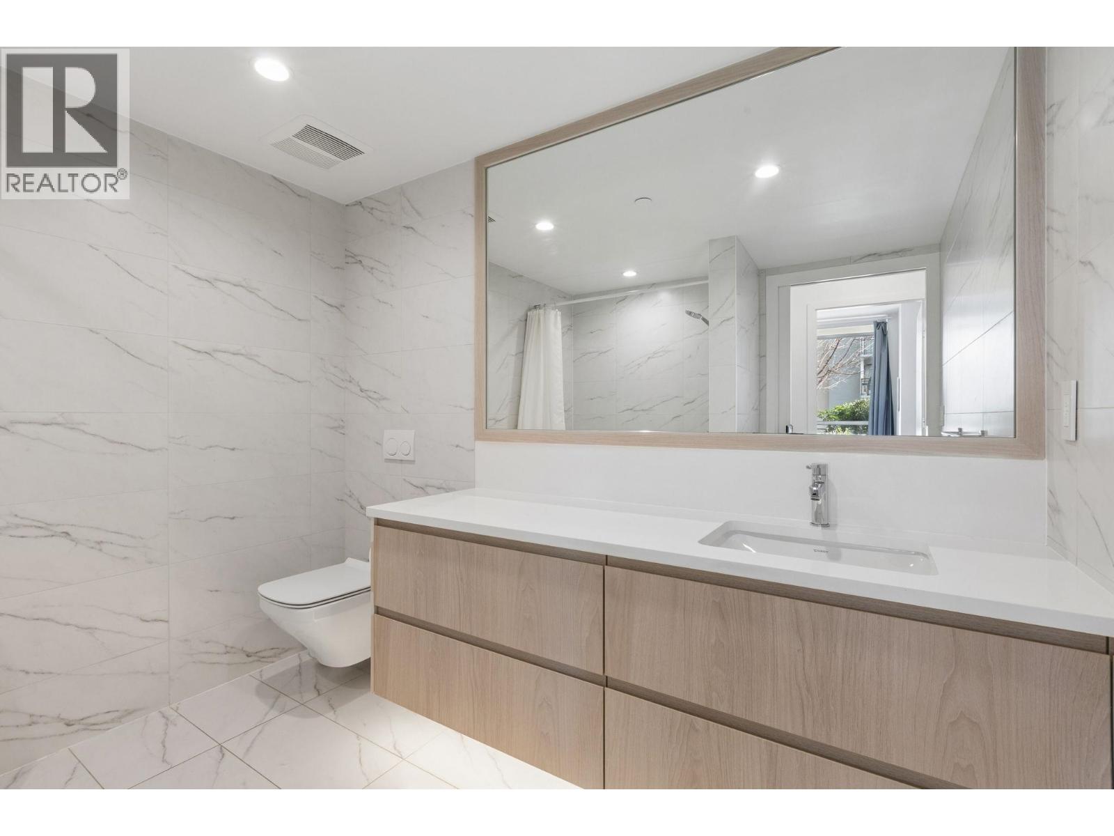 208 177 W 3rd Street, North Vancouver, British Columbia  V7M 0G5 - Photo 21 - R3107012