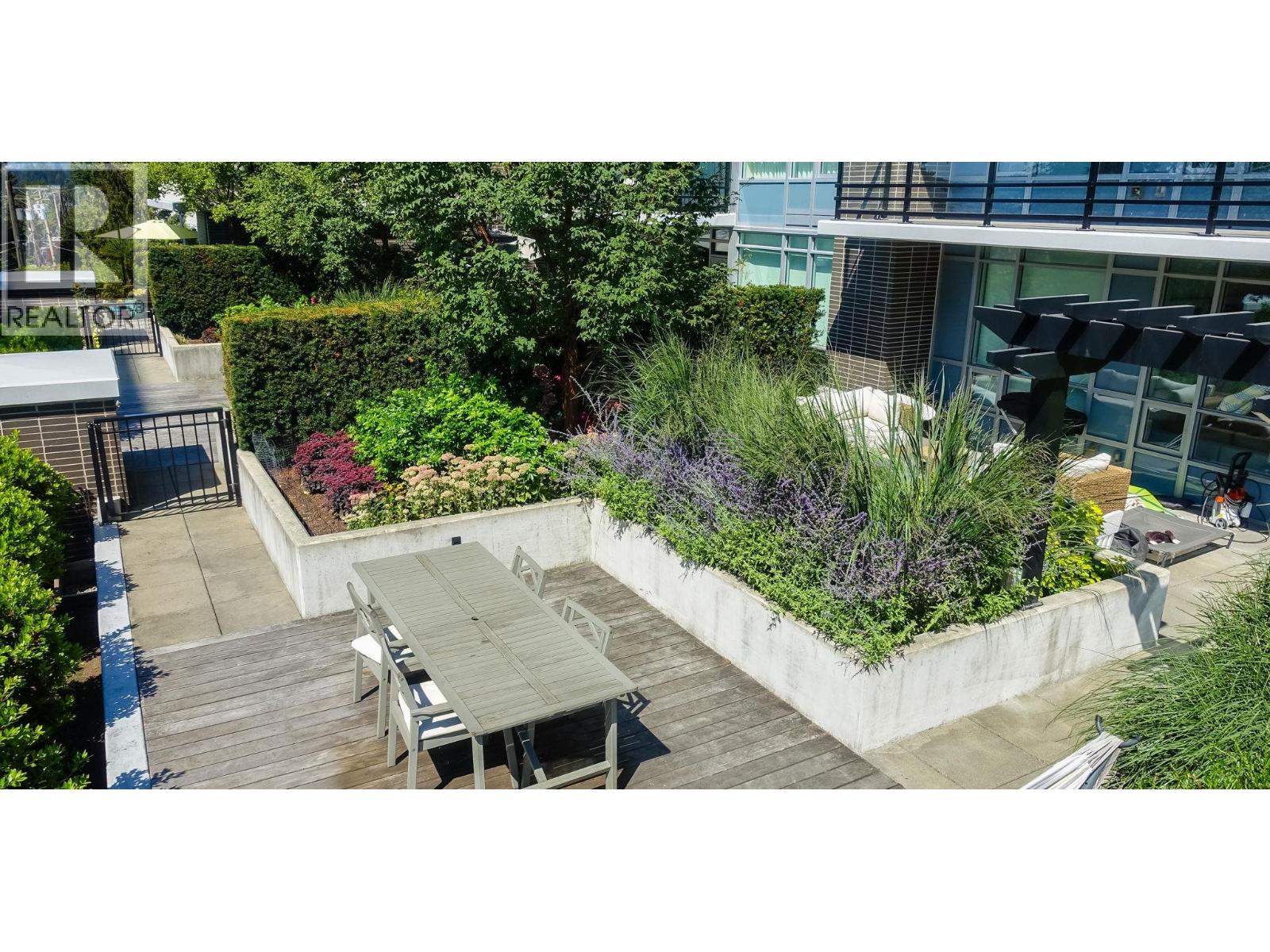 208 177 W 3rd Street, North Vancouver, British Columbia  V7M 0G5 - Photo 33 - R3107012