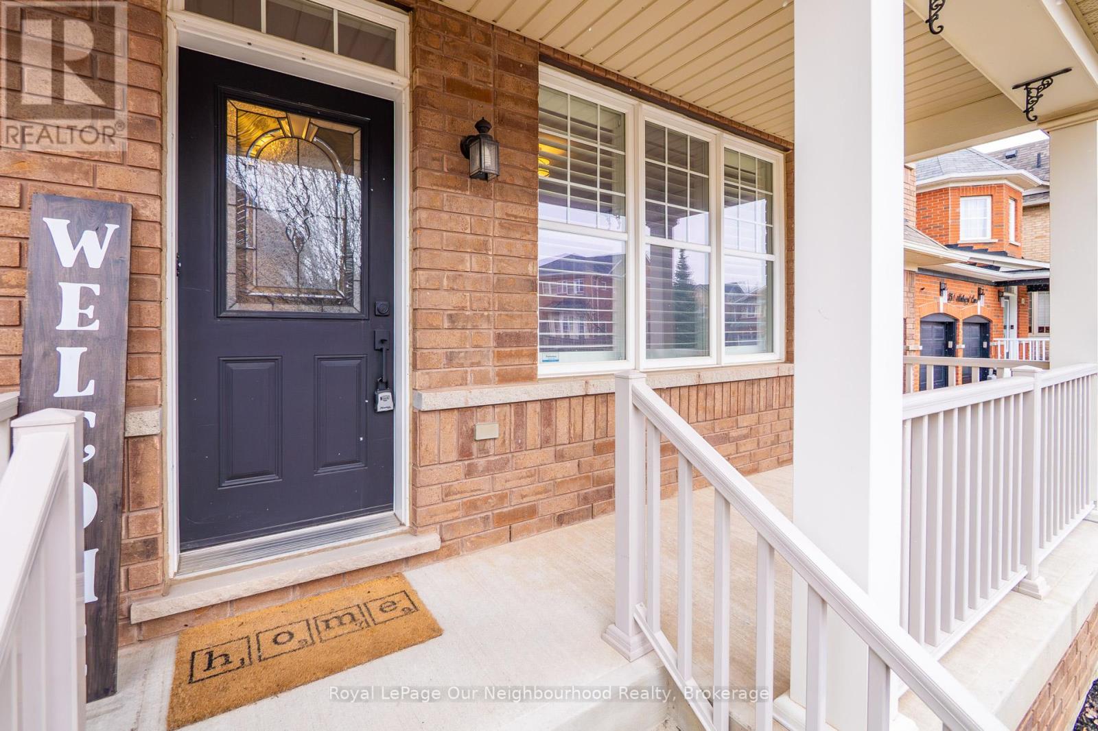 358 Malboeuf Court, Milton, Ontario  L9T 7Y3 - Photo 5 - W12918656