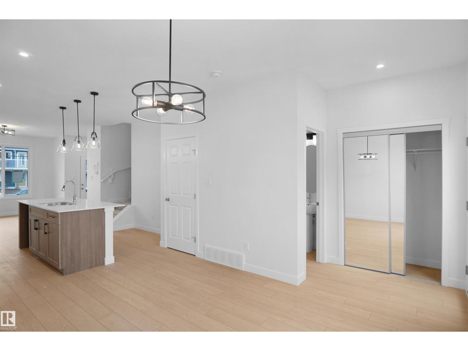 1210 Keswick Dr Sw, Edmonton, Alberta  T6W 4J9 - Photo 12 - E4479602