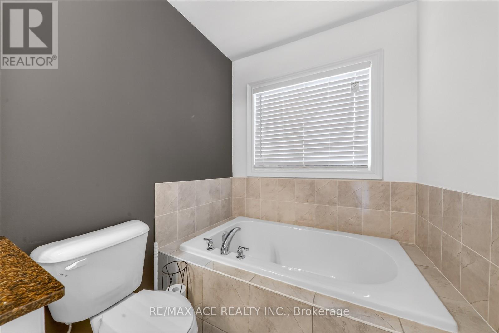 26 - 171 Snowbridge Way, Blue Mountains, Ontario  L9Y 0V1 - Photo 29 - X12856956