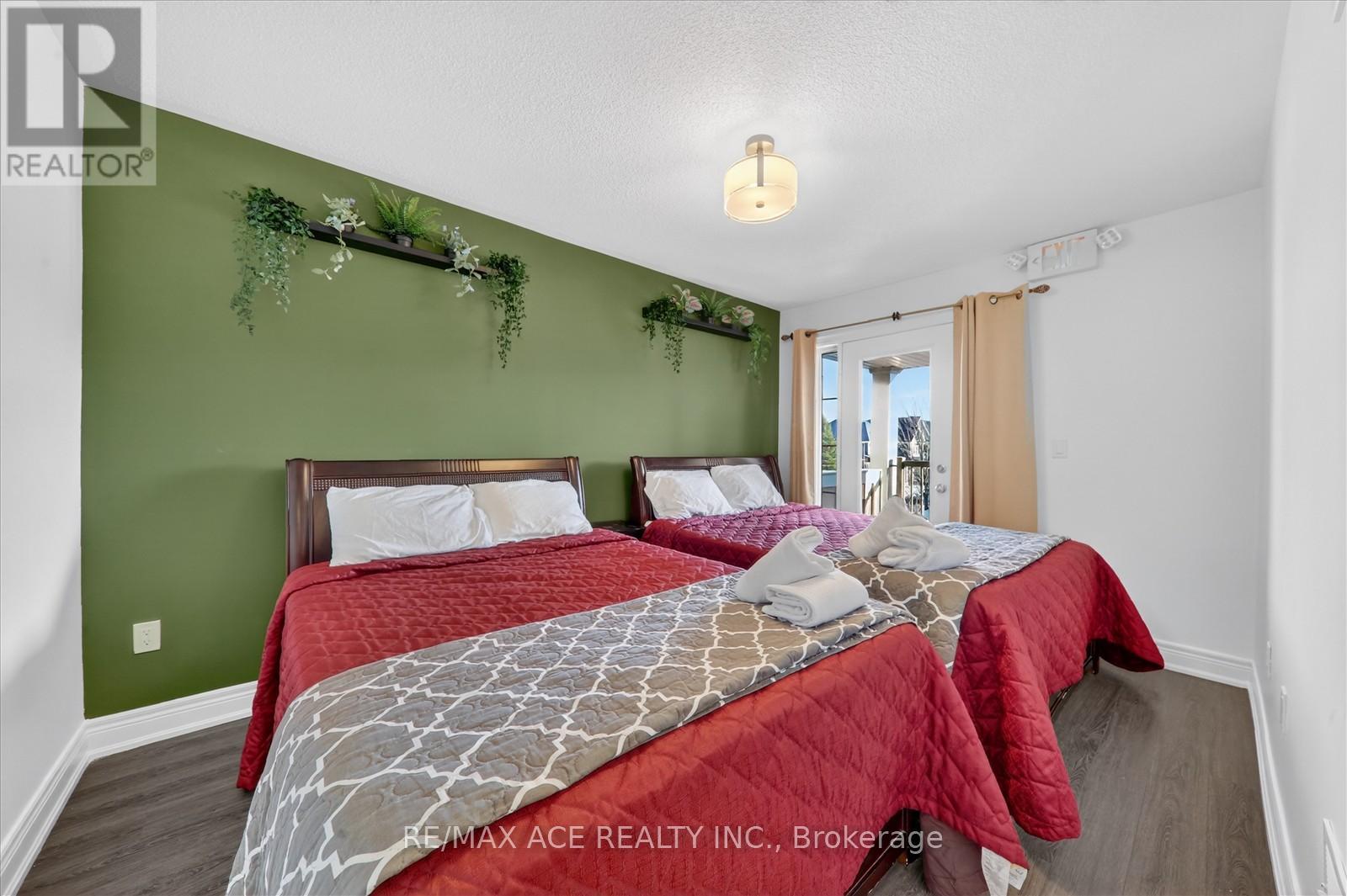 26 - 171 Snowbridge Way, Blue Mountains, Ontario  L9Y 0V1 - Photo 34 - X12856956