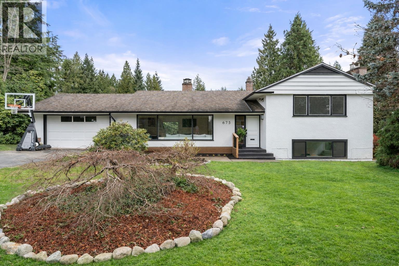 675 Burley Drive, West Vancouver, British Columbia  V7T 1Z3 - Photo 11 - R3107015