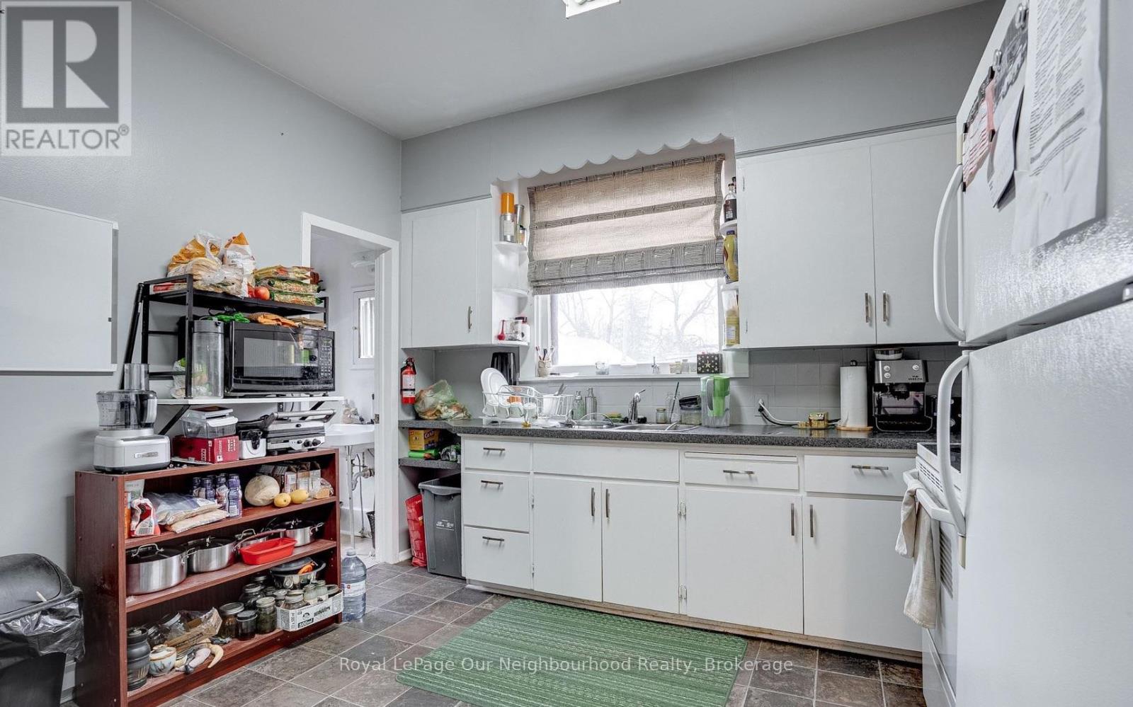 128 Geneva Street, St. Catharines, Ontario  L2R 4N6 - Photo 13 - X12893182