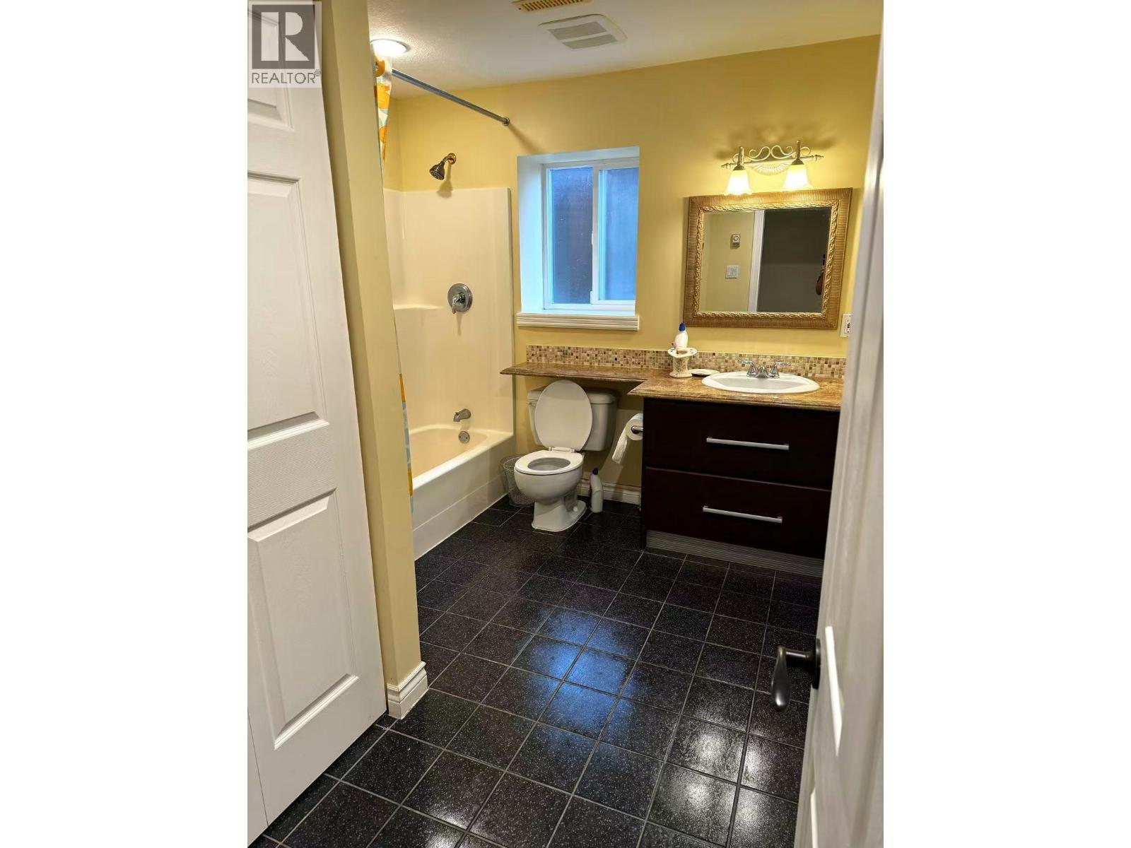 1500 Eagle Mountain Drive, Coquitlam, British Columbia  V3E 2Z9 - Photo 9 - R3107023