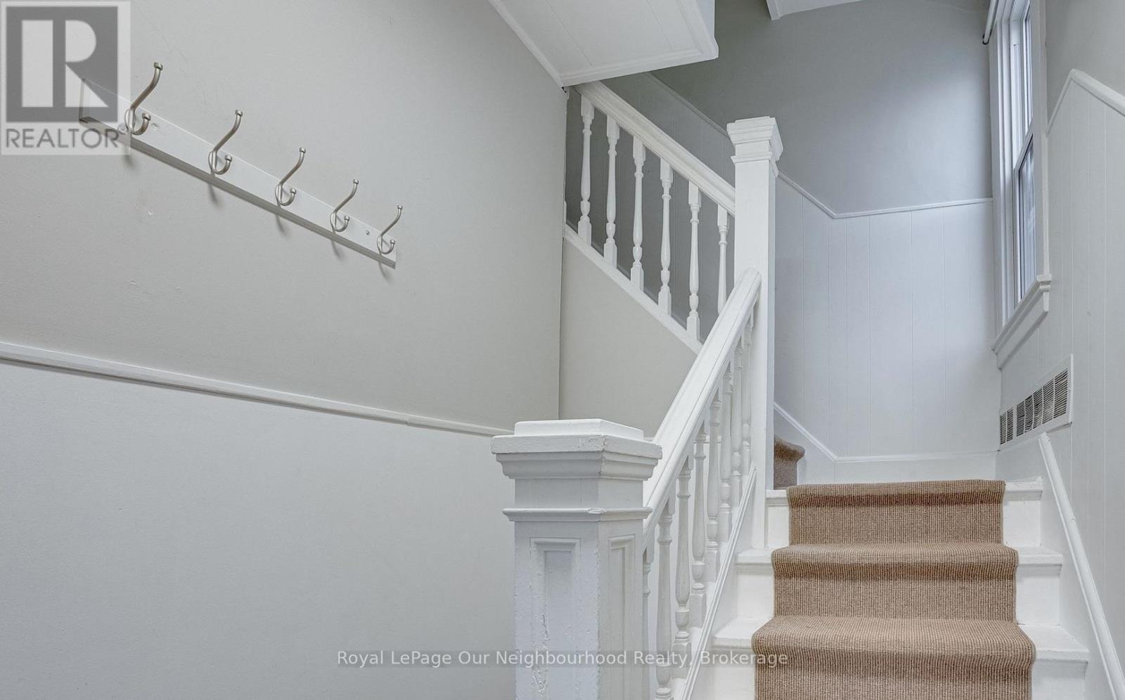 128 Geneva Street, St. Catharines, Ontario  L2R 4N6 - Photo 16 - X12893182