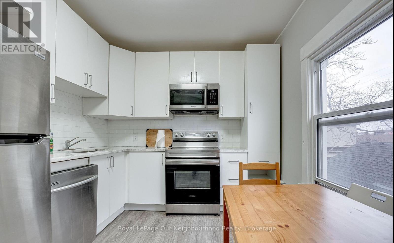 128 Geneva Street, St. Catharines, Ontario  L2R 4N6 - Photo 17 - X12893182