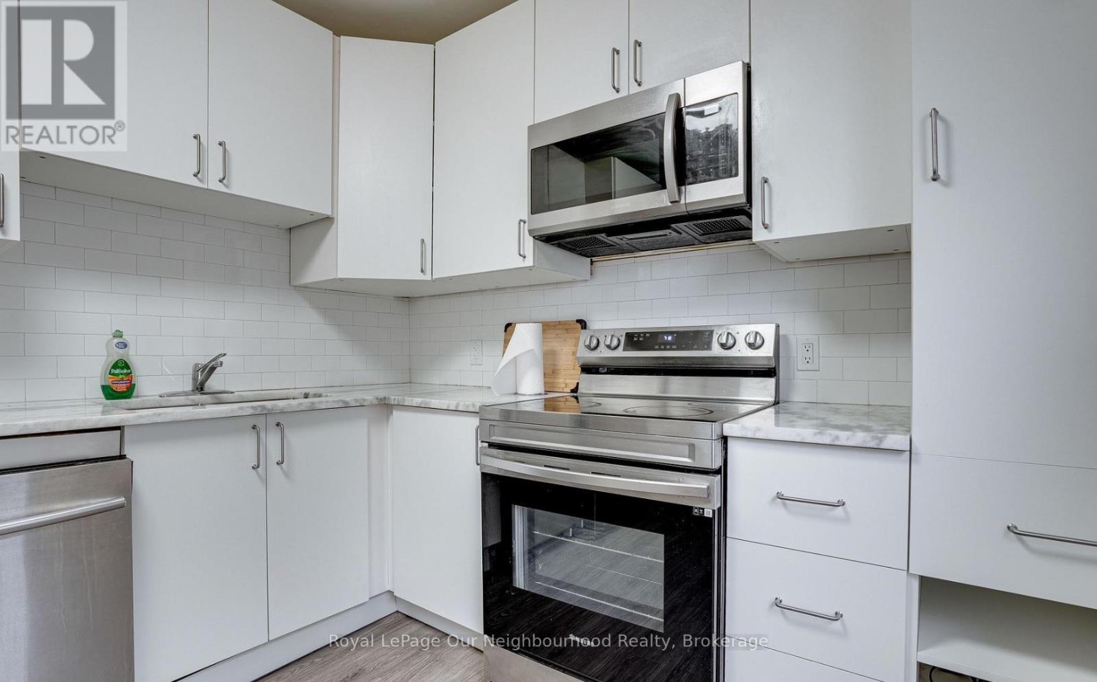 128 Geneva Street, St. Catharines, Ontario  L2R 4N6 - Photo 18 - X12893182