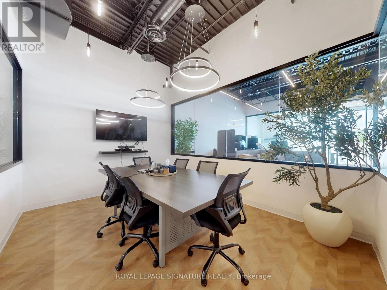 207 - 52 Scarsdale Road, Toronto, Ontario  M3B 2R7 - Photo 12 - C12960340