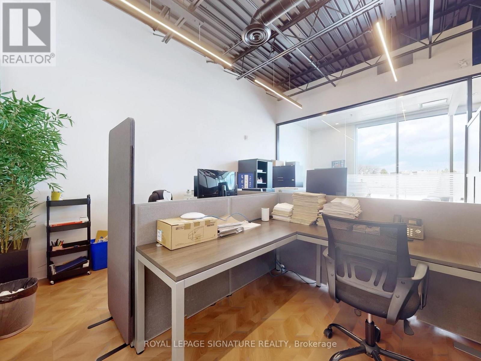 207 - 52 Scarsdale Road, Toronto, Ontario  M3B 2R7 - Photo 13 - C12960340