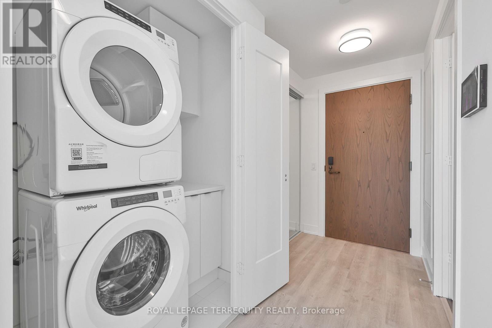 1735 - 20 Inn On The Pk Dr Drive, Toronto, Ontario  M3C 0P8 - Photo 25 - C12960342