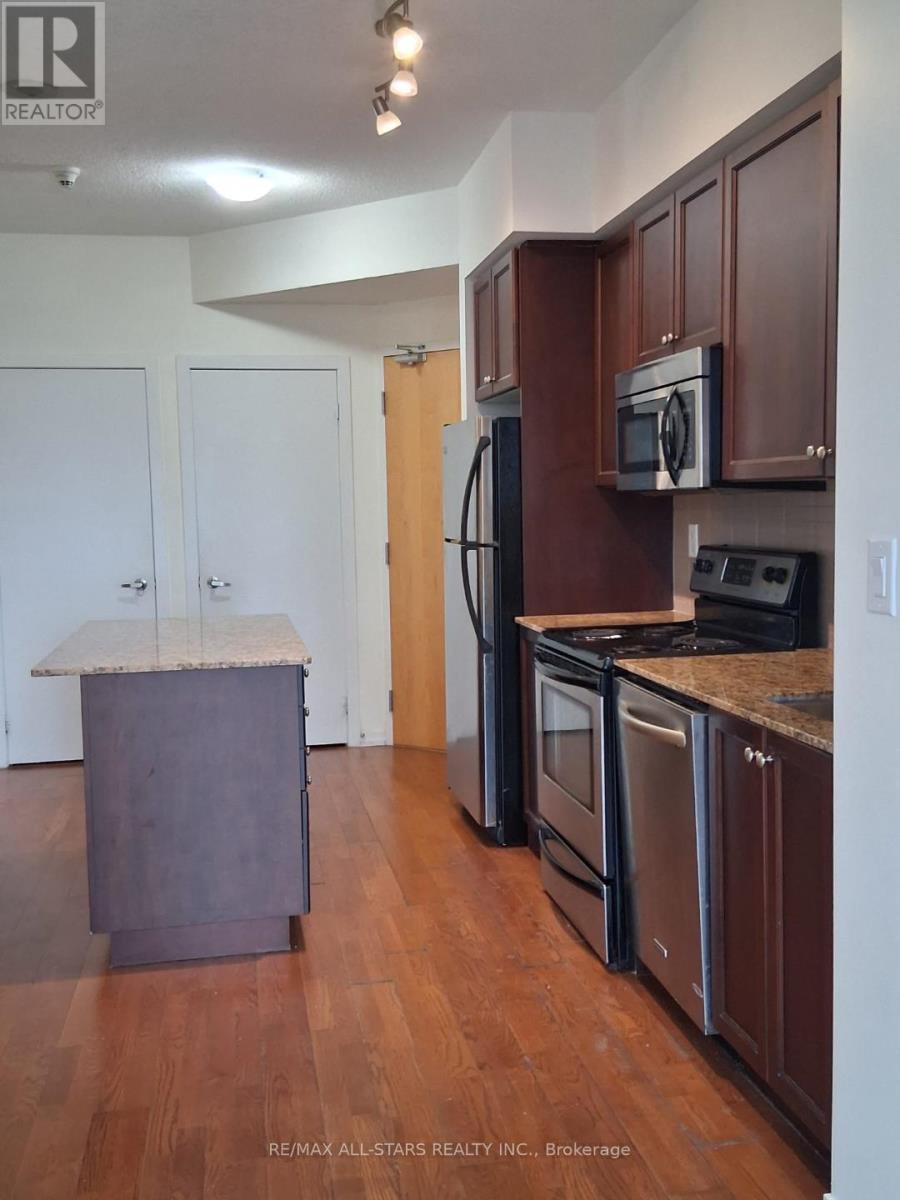 2105 - 55 Bremner Boulevard, Toronto, Ontario  M5J 0A6 - Photo 3 - C12960358