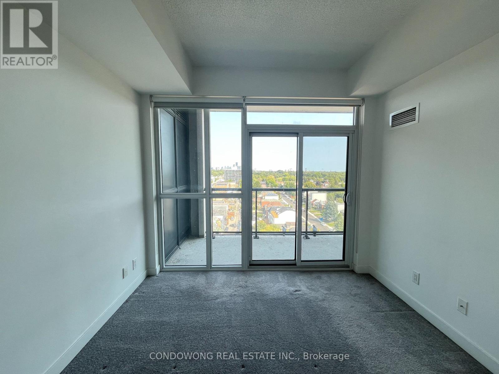 902 - 1603 Eglinton Avenue W, Toronto, Ontario  M6E 0A1 - Photo 4 - C12960382