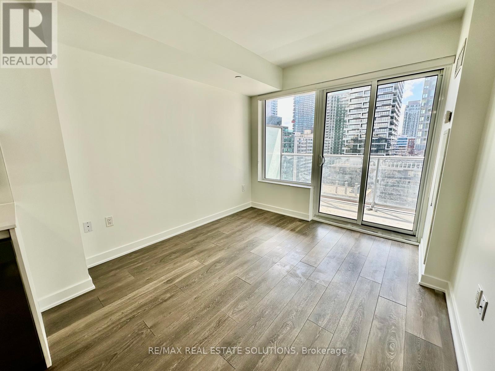 1211 - 195 Redpath Avenue, Toronto, Ontario  M4P 0E4 - Photo 9 - C12953710