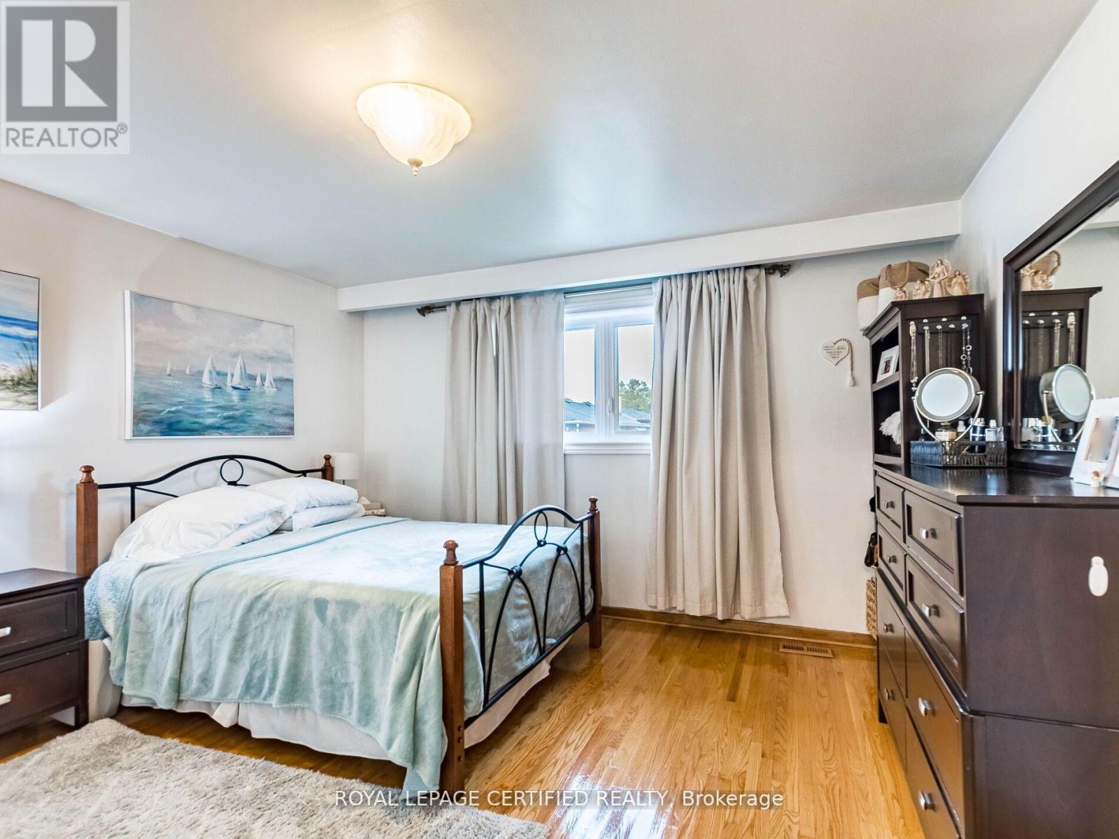 7497 Middleshire Drive, Mississauga, Ontario  L4T 3S3 - Photo 19 - W12902976