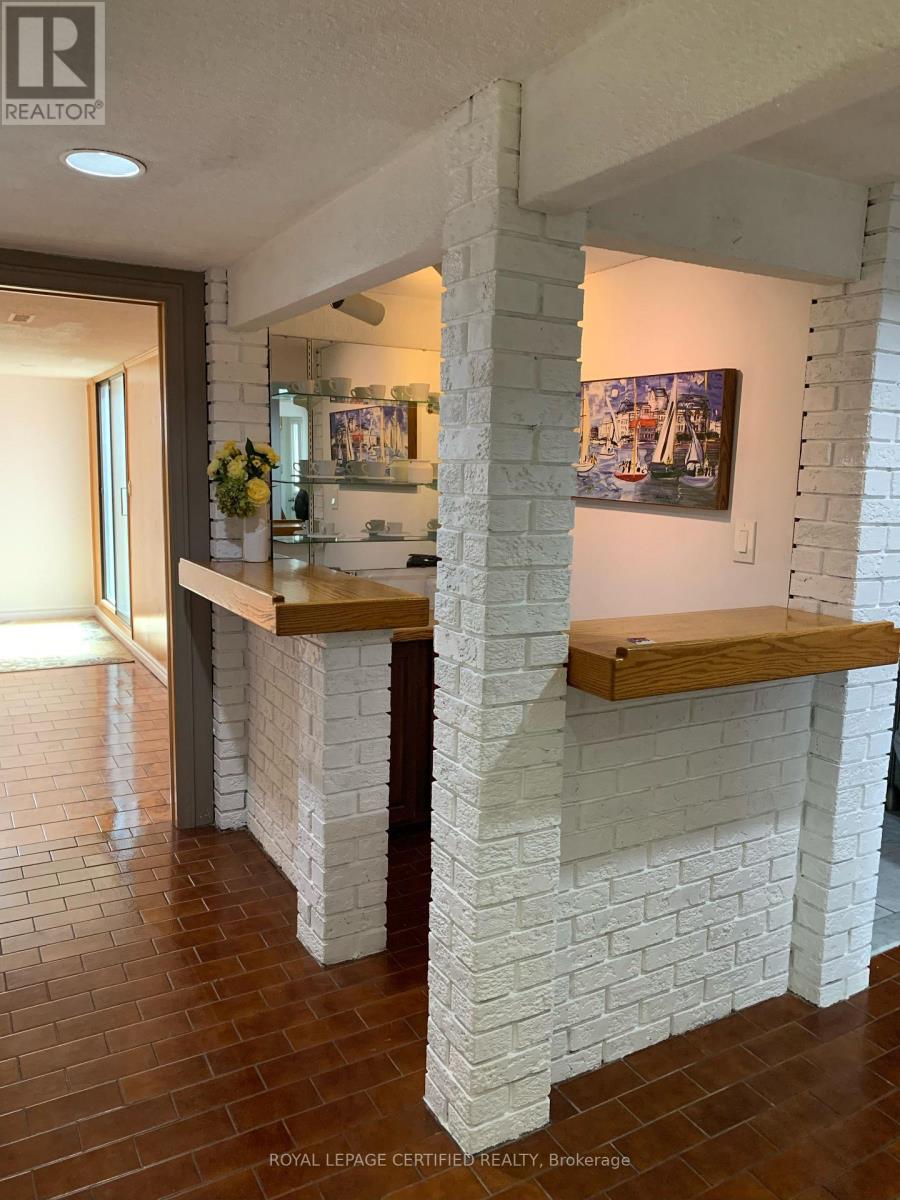 7497 Middleshire Drive, Mississauga, Ontario  L4T 3S3 - Photo 31 - W12902976