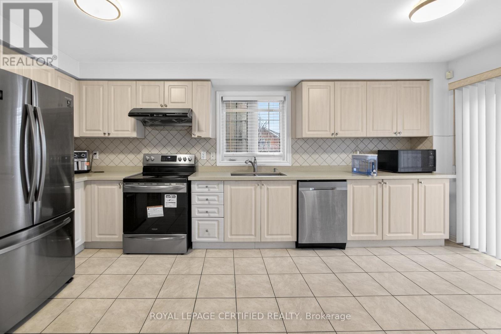 32 Wildsky Road, Brampton, Ontario  L6Y 5P6 - Photo 17 - W12954860