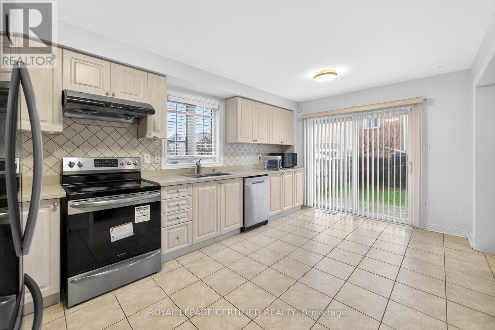 32 Wildsky Road, Brampton, Ontario  L6Y 5P6 - Photo 16 - W12954860