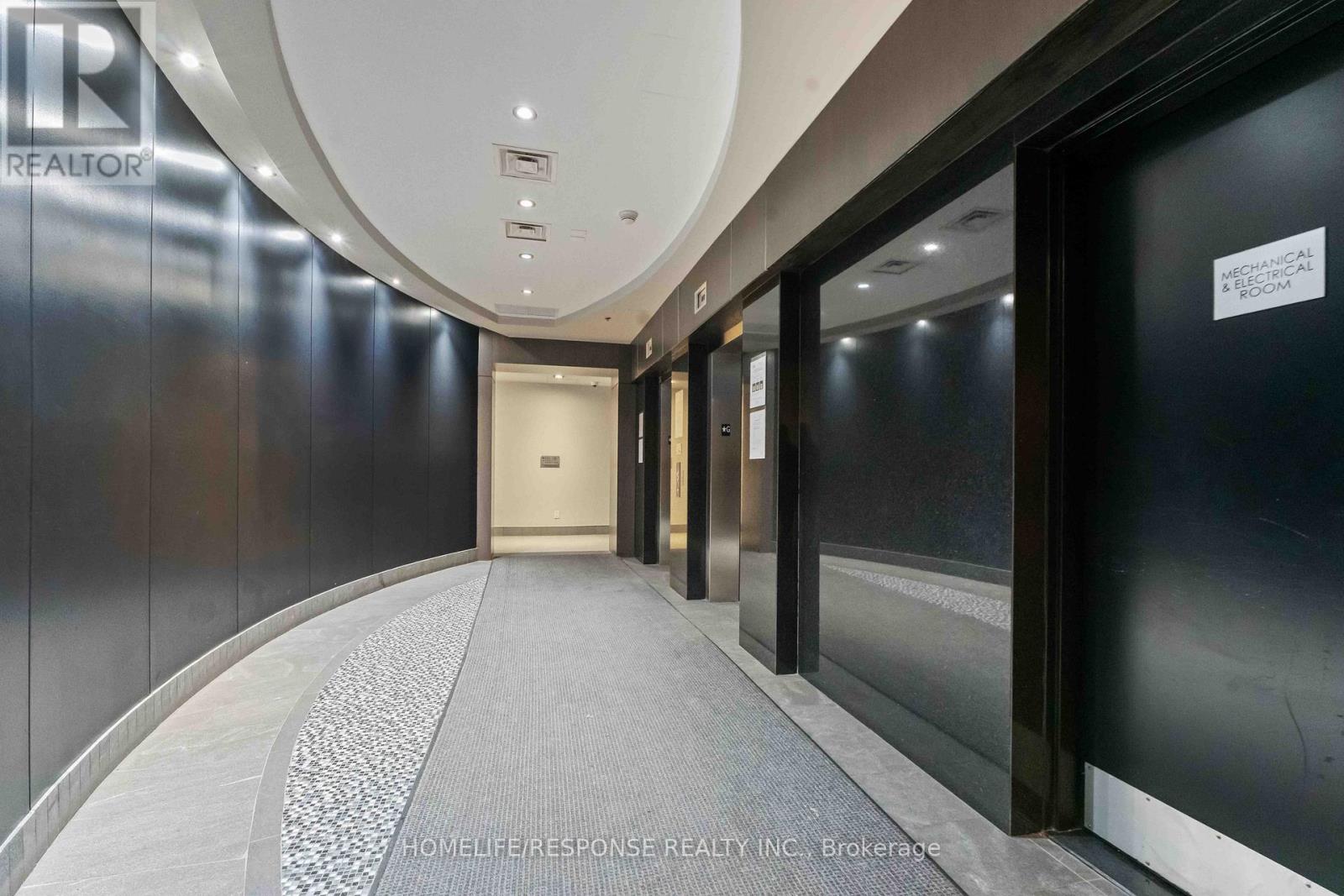 501 - 360 Patricia Avenue, Ottawa, Ontario  K1Z 0A8 - Photo 4 - X12951384