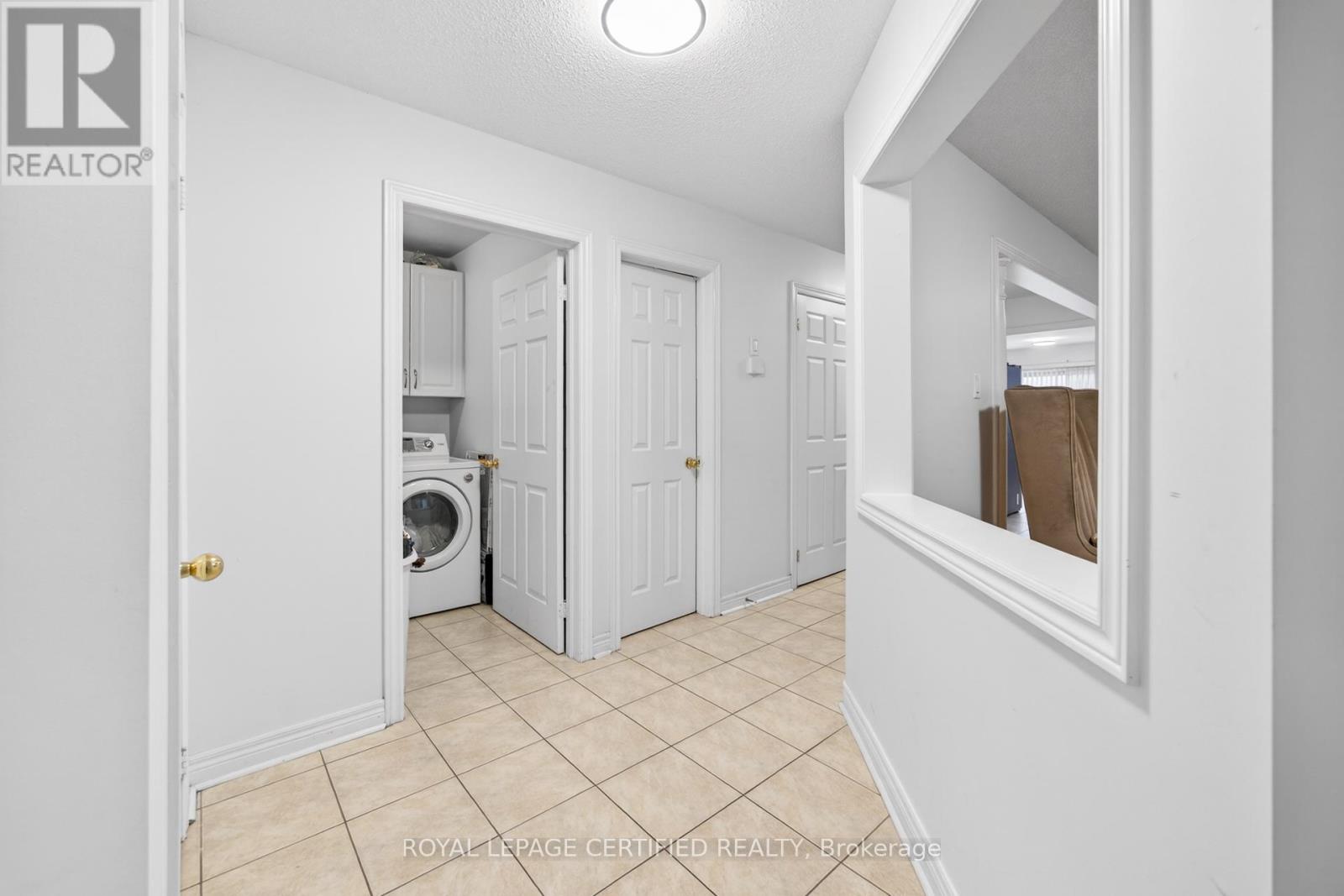 32 Wildsky Road, Brampton, Ontario  L6Y 5P6 - Photo 5 - W12954860