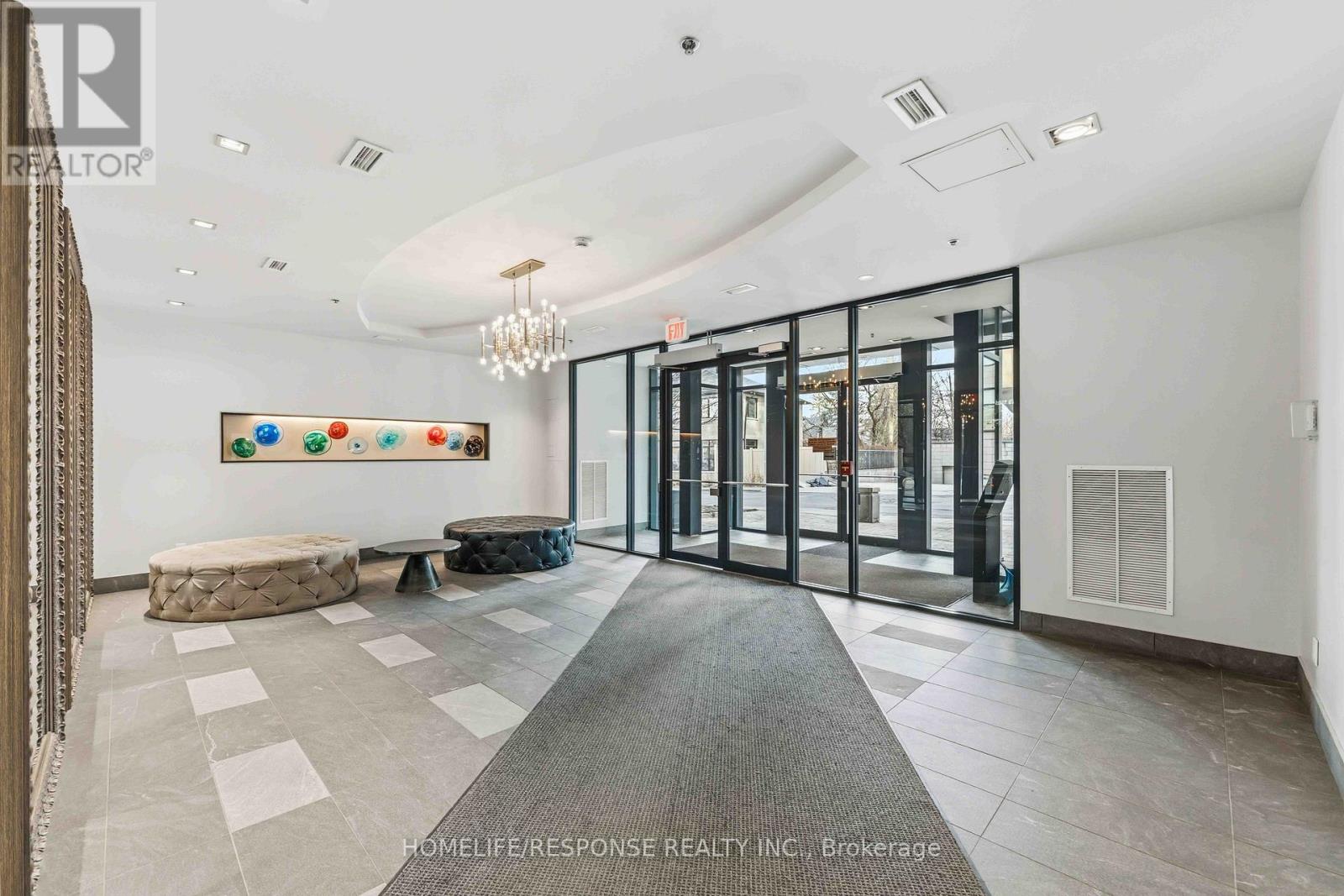 501 - 360 Patricia Avenue, Ottawa, Ontario  K1Z 0A8 - Photo 3 - X12951384