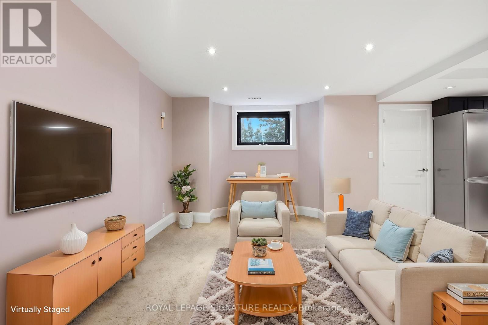 BSMT - 64 FOUR OAKS GATE, Toronto, Ontario