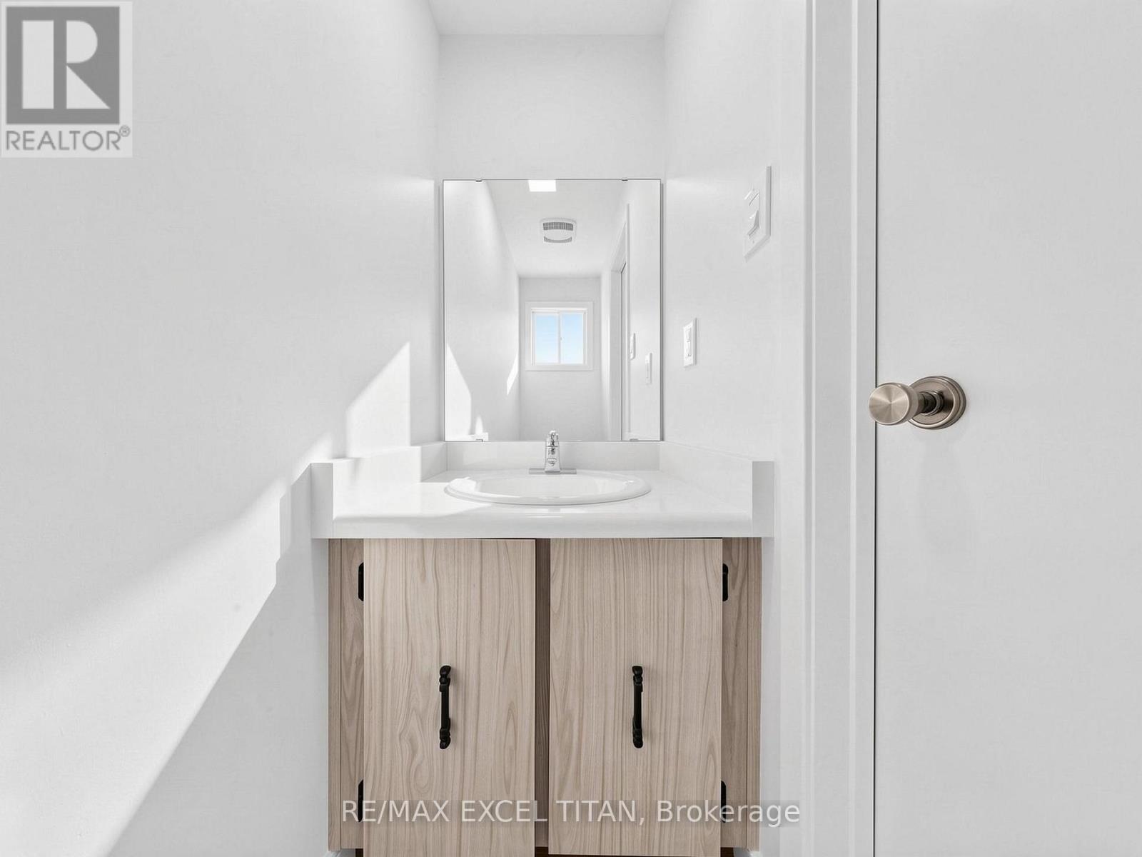 198 Risebrough Circuit, Markham, Ontario  L3R 3E3 - Photo 20 - N12960318