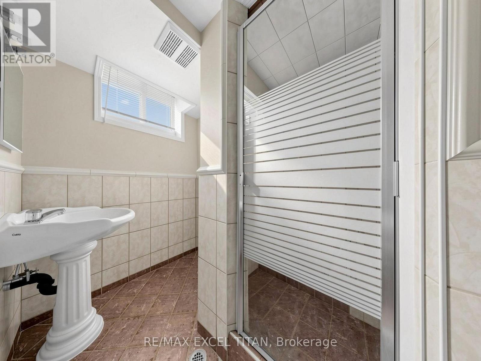 198 Risebrough Circuit, Markham, Ontario  L3R 3E3 - Photo 30 - N12960318