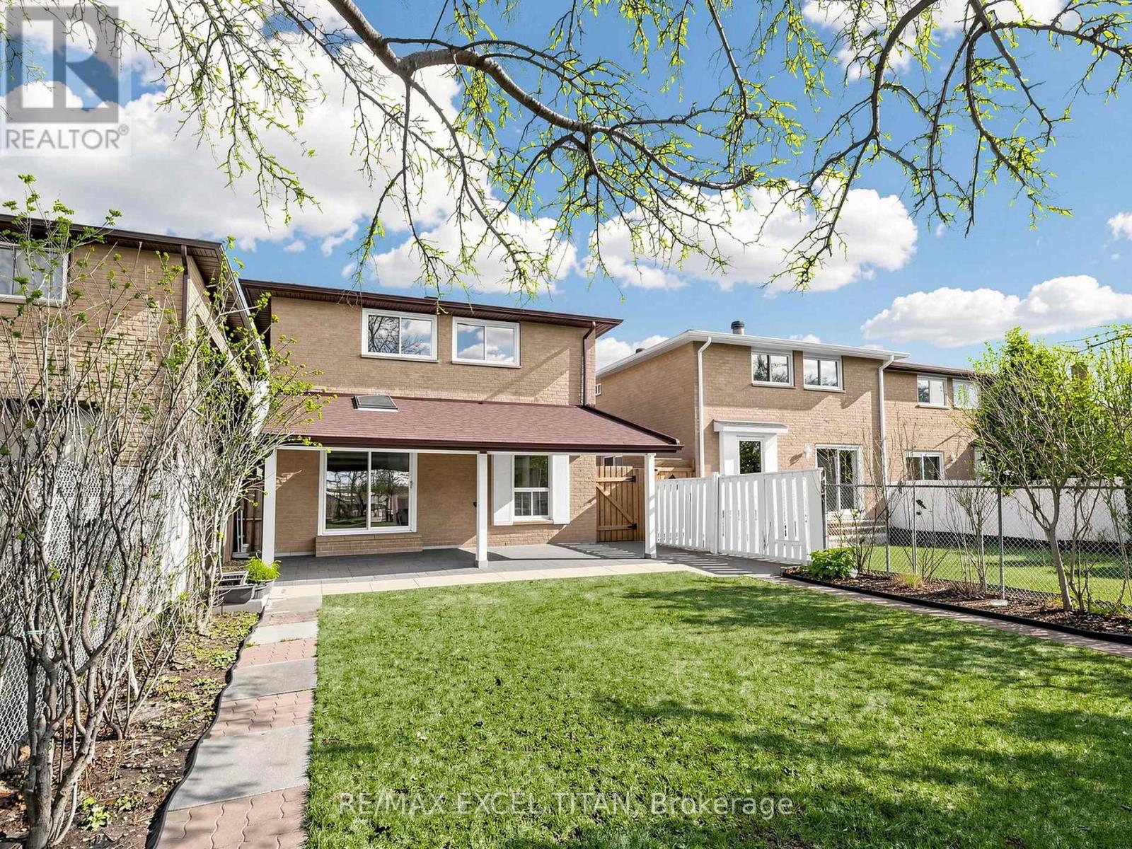 198 Risebrough Circuit, Markham, Ontario  L3R 3E3 - Photo 35 - N12960318