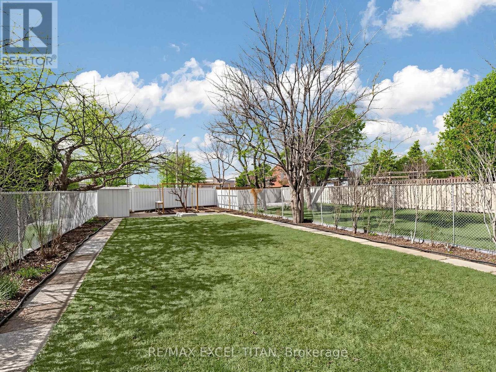 198 Risebrough Circuit, Markham, Ontario  L3R 3E3 - Photo 36 - N12960318